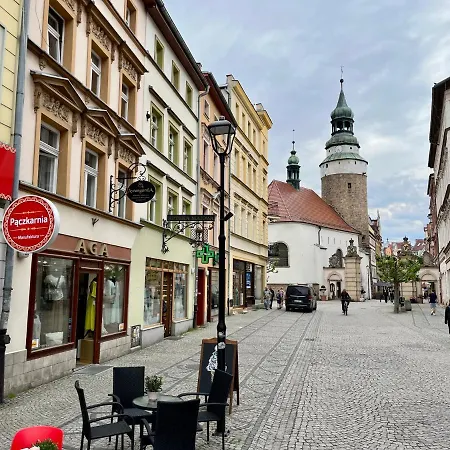 Kapuscinskiego * Jelení Hora